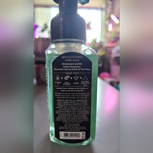 Freshwater foaming hand soap - Picture 2 of 2